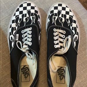 Black flame lace up Vans men’s size 10